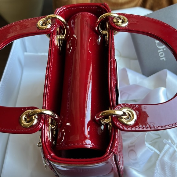 Bag - Picture 2 of 3